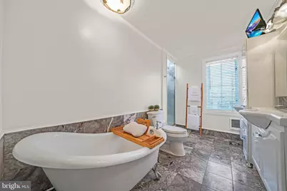 345 E Chestnut Street, Coatesville, PA 19320 - Photo 25