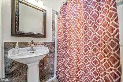 345 E Chestnut Street, Coatesville, PA 19320 - Photo 17