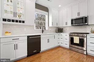 24 Longview Ln, Newtown Square, PA 19073 - Photo 5