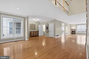 803 Whispering Brooke Dr, Newtown Square, PA 19073 - Photo 3