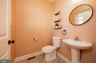 1 Winslow Dr, Phoenixville, PA 19460 - Photo 9