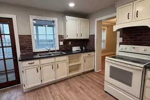 85 Virginia Ave, Coatesville, PA 19320 - Photo 3