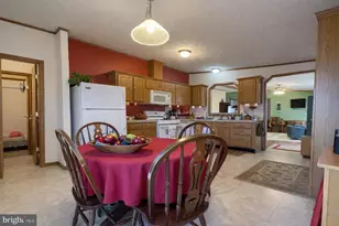 116 Erica Cir, Honey Brook, PA 19344 - Photo 9