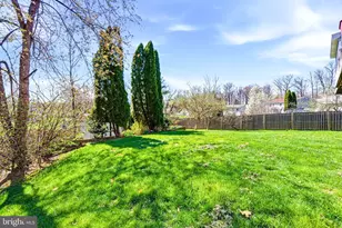 22 Hillcrest Dr, Downingtown, PA 19335 - Photo 35