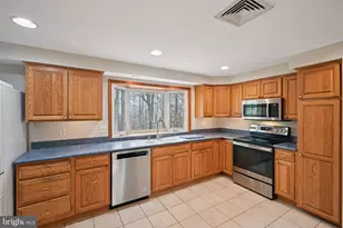 414 Longwood Dr, Exton, PA 19341 - Photo 9