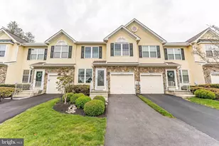 3403 Maplevale Cir, Newtown Square, PA 19073 - Photo 3