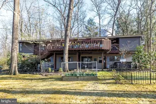 30 Forge Mountain Dr, Phoenixville, PA 19460 - Photo 1
