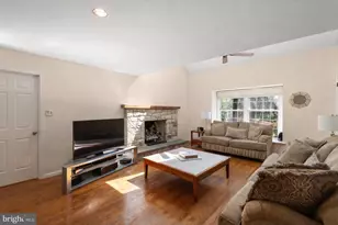 347 Harshaw Dr, Chester Springs, PA 19425 - Photo 5