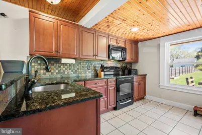 1356 S Hanover Street, Pottstown, PA 19465 - Photo 7