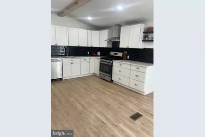 857 Buttonwood Ave, Spring City, PA 19475 - Photo 3