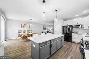 256 Cherry Ln, Kennett Square, PA 19348 - Photo 11