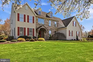 1101 Winchester Ct, Pottstown, PA 19465 - Photo 3