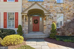 1101 Winchester Ct, Pottstown, PA 19465 - Photo 5