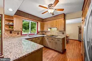 2463 Jones Rd, Pottstown, PA 19465 - Photo 11