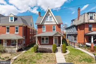 325 W Barnard Street W, West Chester, PA 19382 - Photo 1