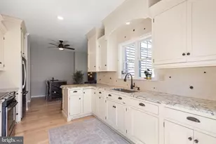 614 Yardley Ln, Downingtown, PA 19335 - Photo 15