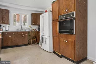 819 W Miner St, West Chester, PA 19382 - Photo 15