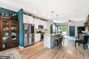 26 High St, Phoenixville, PA 19460 - Photo 5