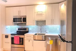 5 Algonquin Ct, Tredyffrin, PA 19087 - Photo 1