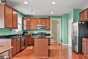 204 Coleridge Ln, Coatesville, PA 19320 - Photo 11