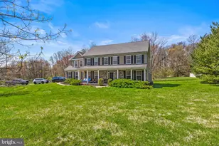 827 Oak Tree Rd, Kennett Square, PA 19348 - Photo 3