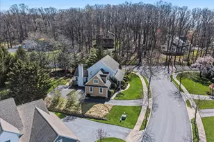 2 Parkside Dr, Elverson, PA 19520 - Photo 1