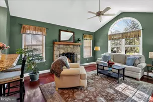 2 Parkside Dr, Elverson, PA 19520 - Photo 7