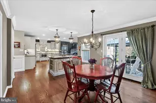 2 Parkside Dr, Elverson, PA 19520 - Photo 5