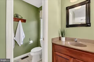 2 Parkside Dr, Elverson, PA 19520 - Photo 15