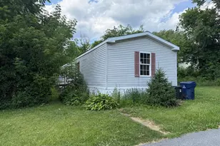 500 Lissie Ln, Coatesville, PA 19320 - Photo 3