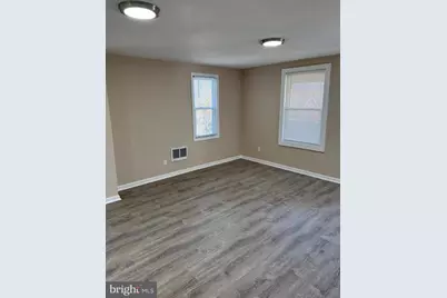 444 Oak Street, Coatesville, PA 19320 - Photo 3