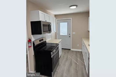 444 Oak Street, Coatesville, PA 19320 - Photo 5