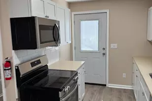 444 Oak St, Coatesville, PA 19320 - Photo 5