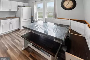 62 E 2nd Ave, Parkesburg, PA 19365 - Photo 21