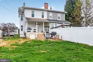 62 E 2nd Ave, Parkesburg, PA 19365 - Photo 9