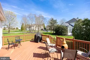 306 Winchester Ln, West Grove, PA 19390 - Photo 9