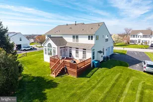 306 Winchester Ln, West Grove, PA 19390 - Photo 5