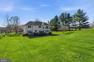 291 Dressage Ct, West Chester, PA 19382 - Photo 3