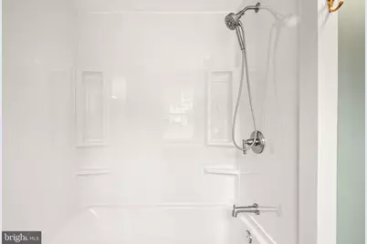 18 N Brandywine Avenue, Coatesville, PA 19320 - Photo 15