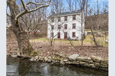 18 N Brandywine Avenue, Coatesville, PA 19320 - Photo 25