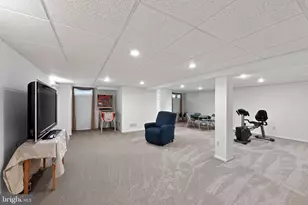 60 Dogwood Dr, Phoenixville, PA 19460 - Photo 35