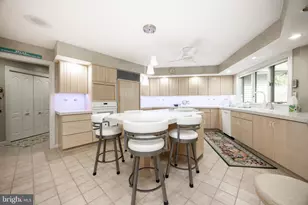 30 Celeste Ln, Coatesville, PA 19320 - Photo 17