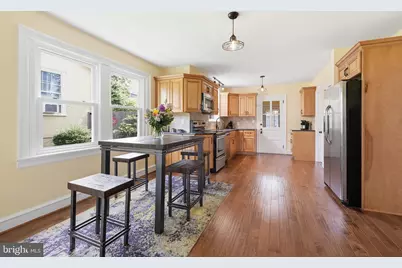 424 W Barnard Street, West Chester, PA 19382 - Photo 5