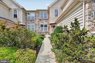 13 Meadow View Ln, Malvern, PA 19355 - Photo 3