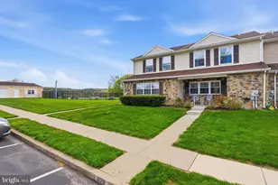 628 Lancaster Ct, Downingtown, PA 19335 - Photo 3