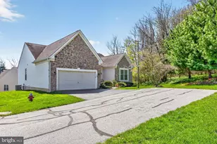 1504 Iron Horse Ct, Downingtown, PA 19335 - Photo 3