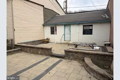 251 E Chestnut Street, Coatesville, PA 19320 - Photo 11