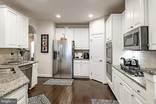 422 Quarry Point Rd, Malvern, PA 19355 - Photo 9