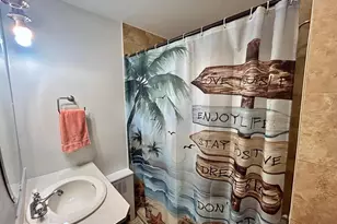 898 Woodlawn Ave, Phoenixville, PA 19460 - Photo 11