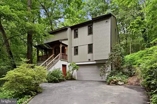 1672 Suzanne Dr, West Chester, PA 19380 - Photo 1